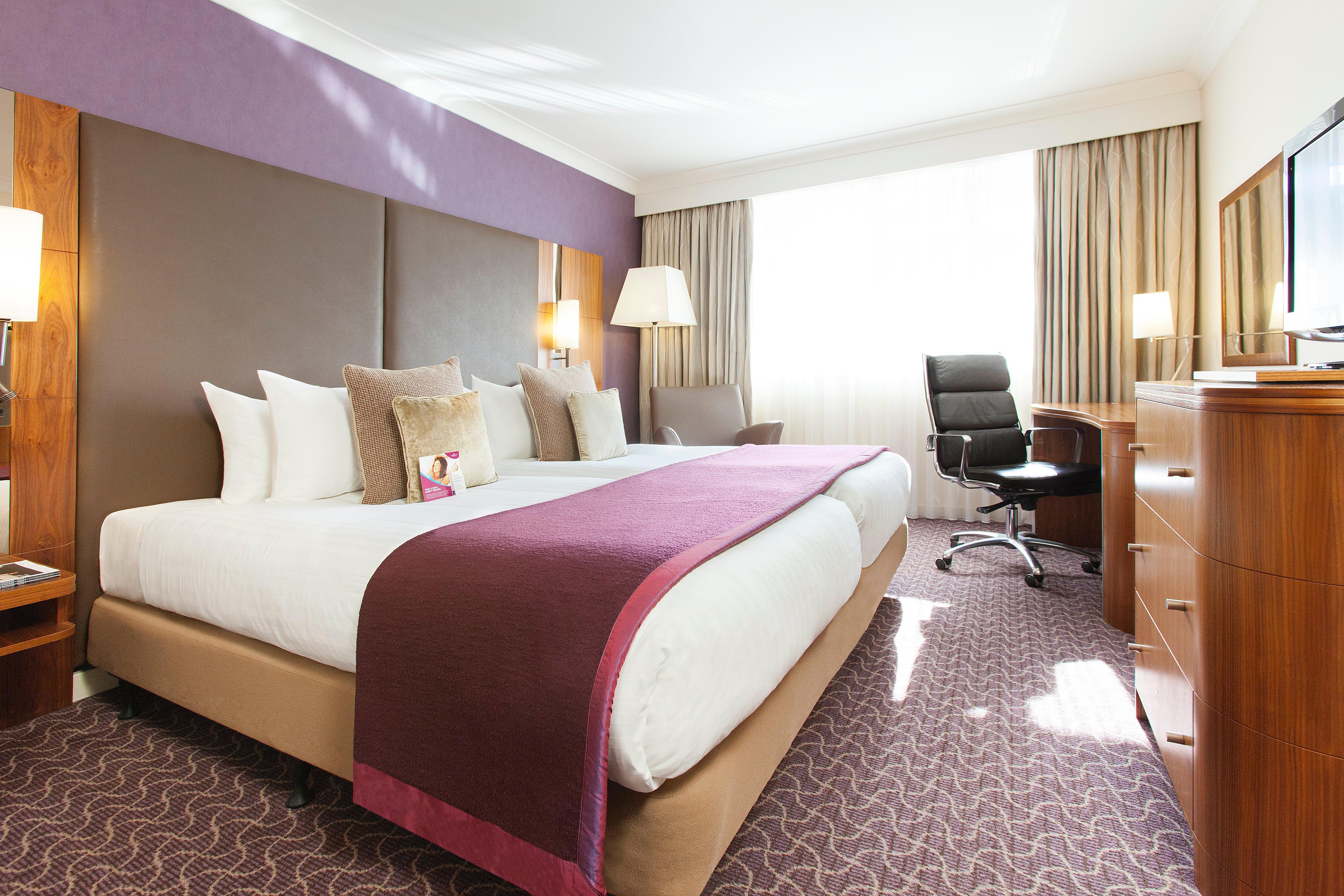 מלון Crowne Plaza רדינג מראה חיצוני תמונה