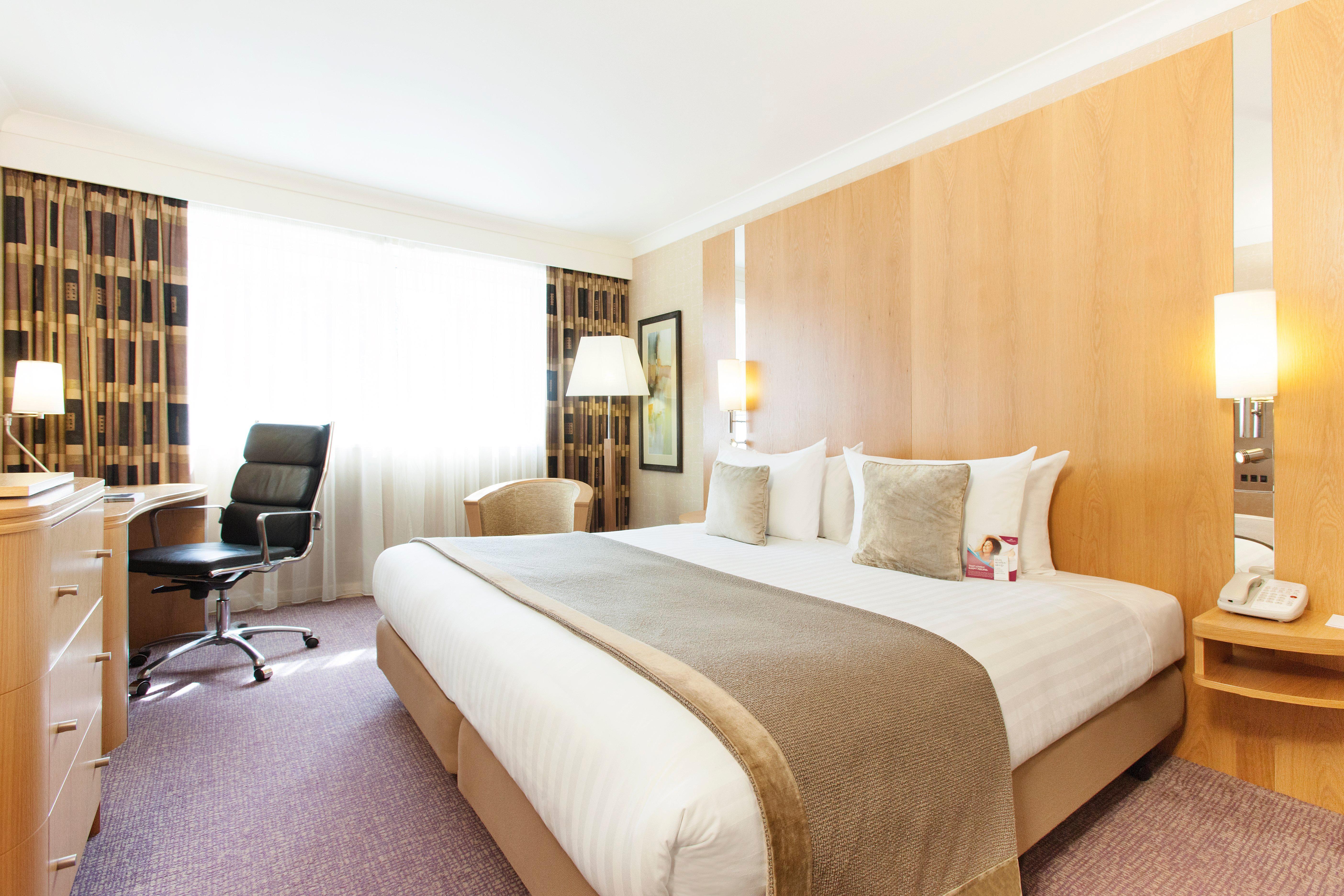 מלון Crowne Plaza רדינג מראה חיצוני תמונה