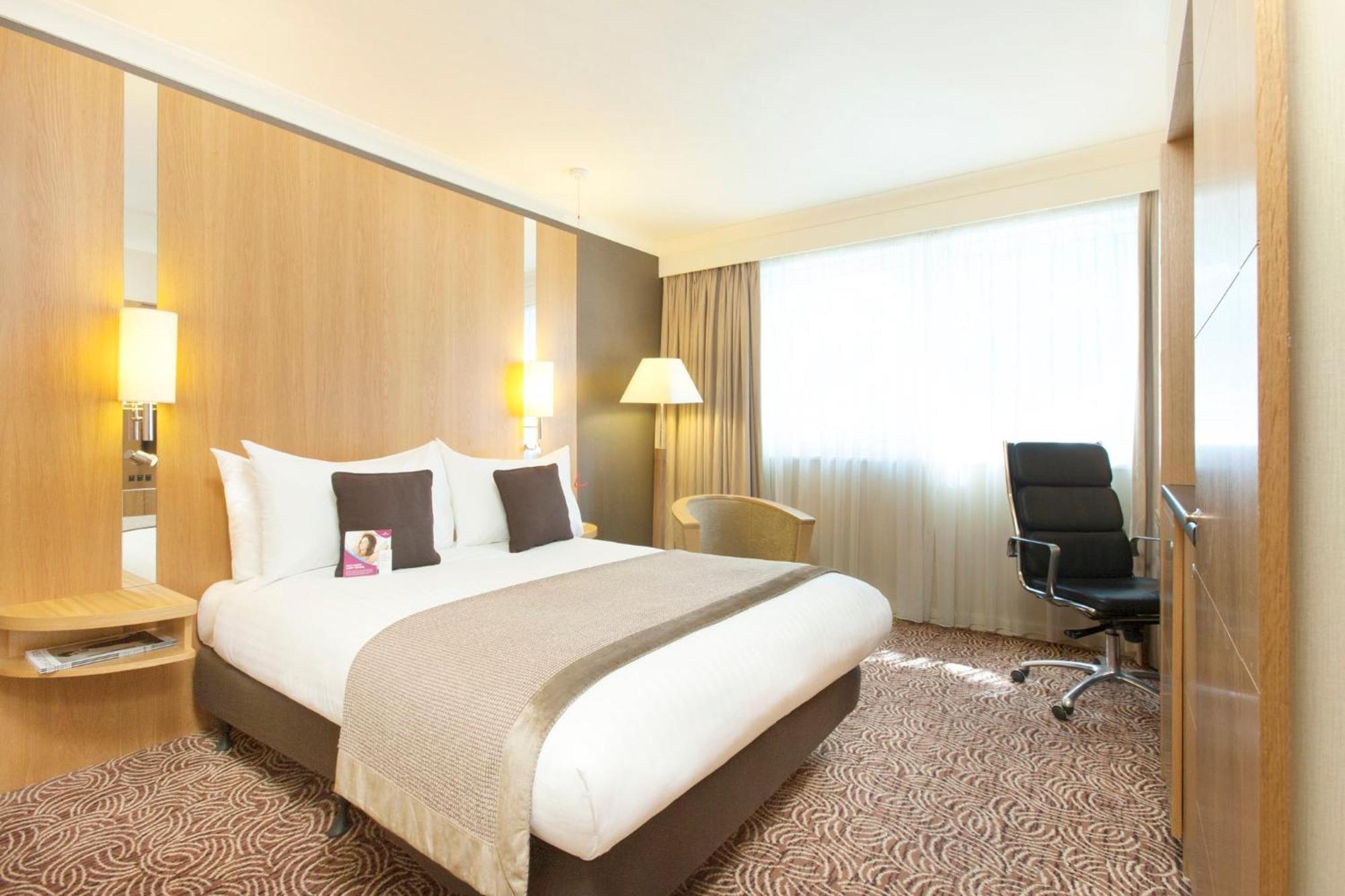 מלון Crowne Plaza רדינג מראה חיצוני תמונה