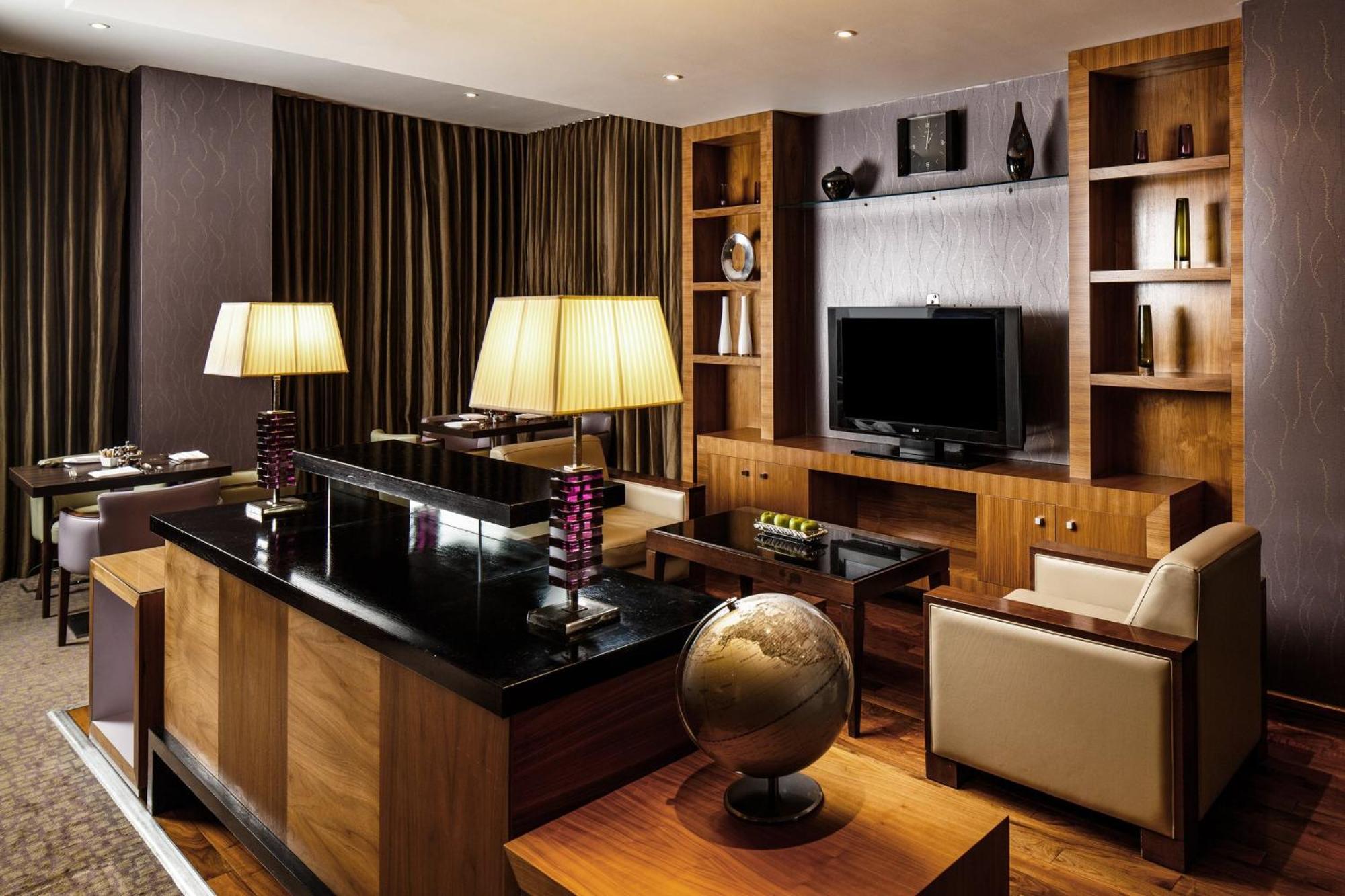 מלון Crowne Plaza רדינג מראה חיצוני תמונה